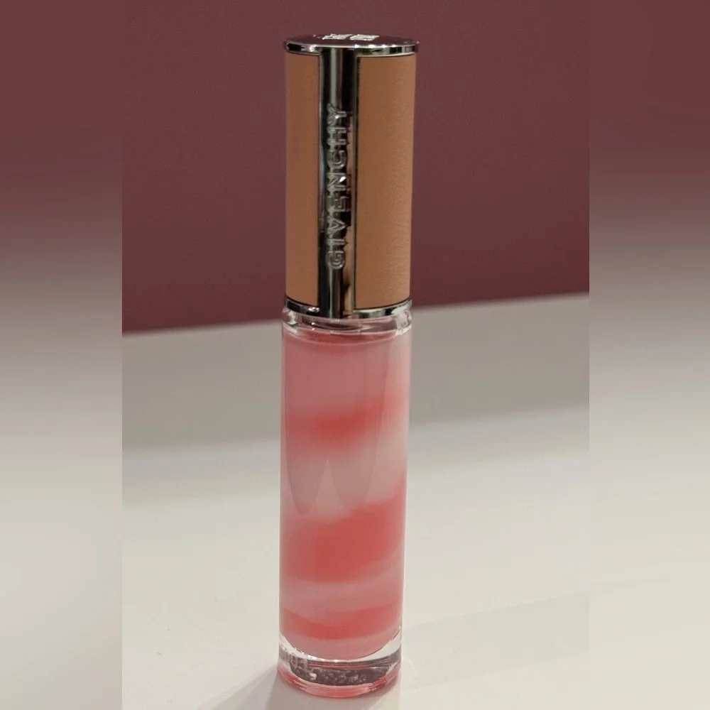Givenchy Rose Perfecto Tinted Lip Balm&Gloss in Pink Irresistible (NEW NO BOX)